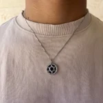 ⁦שרשרת כסף 925 עם תליון מגן דוד בעיצוב מודרני⁩ – תמונה ⁦2⁩