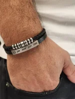 ⁦צמיד JETEM לגבר עם רצועות עור וחרוזי מתכת בעיצוב יוקרתי⁩ – תמונה ⁦3⁩